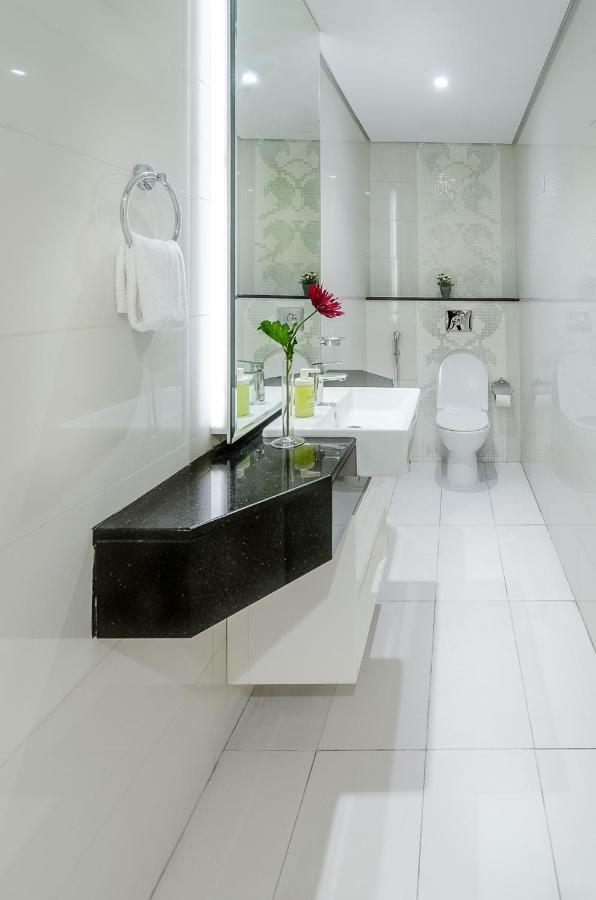 Waterfront Downtown- Damac Maison Canal View 두바이 외부 사진